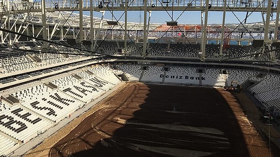 Vodafone Arena'da Çatı Tamam, Sıra Çimlerde