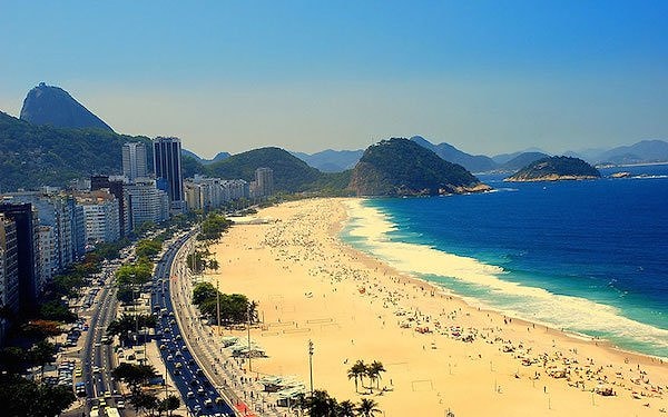 2. Rio de Janeiro'da güneşlenmeye kalkıştığınızda: Görseli