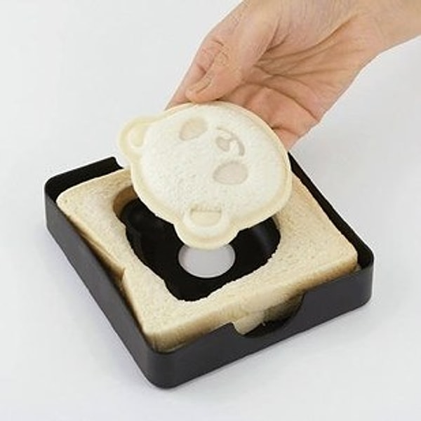 3. Формочка для сэндвичей в виде панды