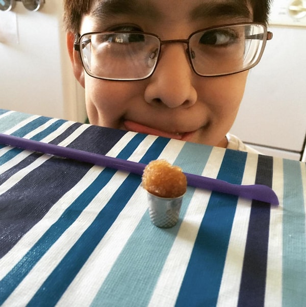 4. Парень знает, что самое дорогое - самое маленькое: