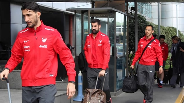 7. Bütün bu kararlar yeterince kafa karıştırıcıyken, Türkiye A Milli Futbol Takımının İstanbul'daki kampının da iptal edilmesi bir başka şok dalgası yarattı.