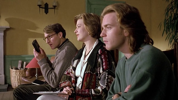 13. Неглубокая могила (1994) | IMDb  7.4