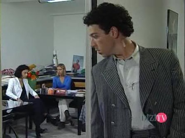 Ve sürekli birbirlerini gizlice dinliyorlardı!