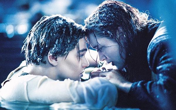 14. Titanic kaç yılında batmıştır?