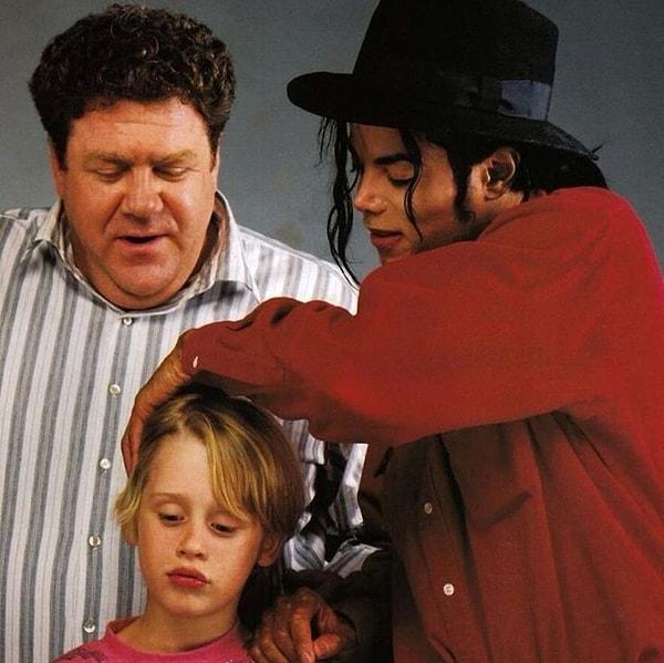 Michael Jackson'ın cenazesine de katılarak eski dostuna karşı son görevini gerçekleştirdi.
