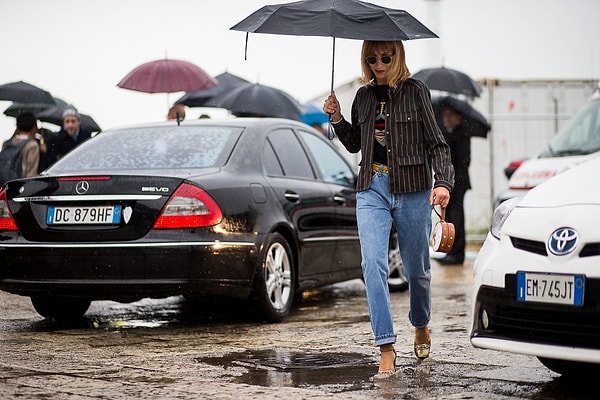 9. ... и грязь на улице.