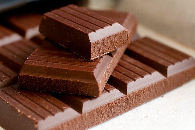 3. Çalışmada, haftada en az bir defa düzenli çikolata yiyen insanların bilişsel olarak daha iyi performans sergileme eğiliminde oldukları görülmüştü.