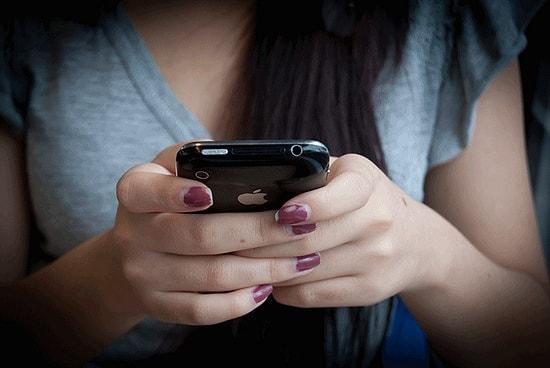 10 Facts You Should Know About Nomophobia: Fear Of Being Without A Mobile Phone!