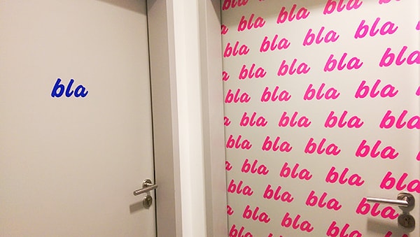 25. О сплетнях в туалете.