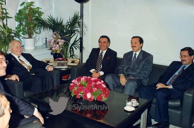 20. Necmettin Erbakan, Aydın Doğan, Recep Tayyip Erdoğan, ve Melih Gökçek