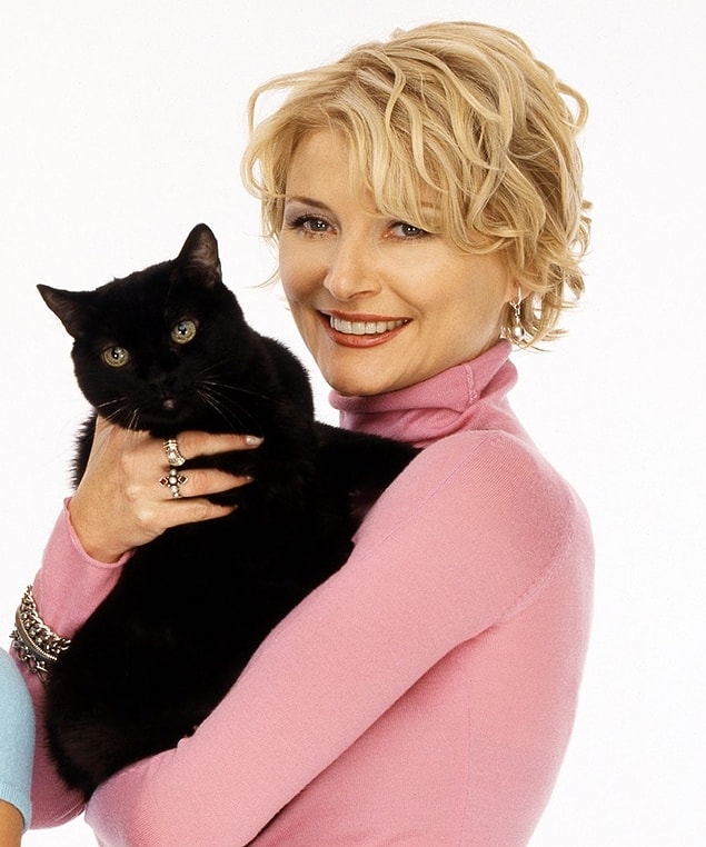 10. Sabrina'nın halalarından biri: Zelda