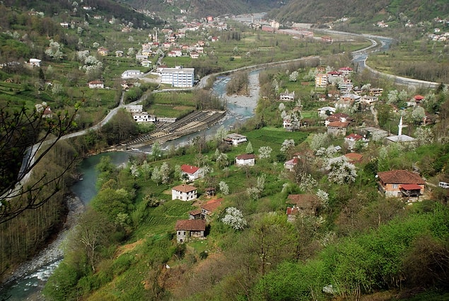 18. Yalnızca kartpostallarda görebildiğiniz manzaraların tadını çıkarmak.