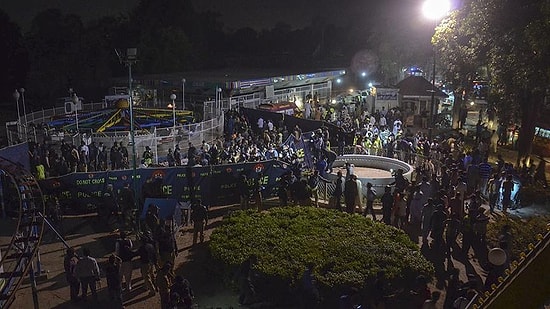 Pakistan'da Lunaparka İntihar Saldırısı: 70 Ölü
