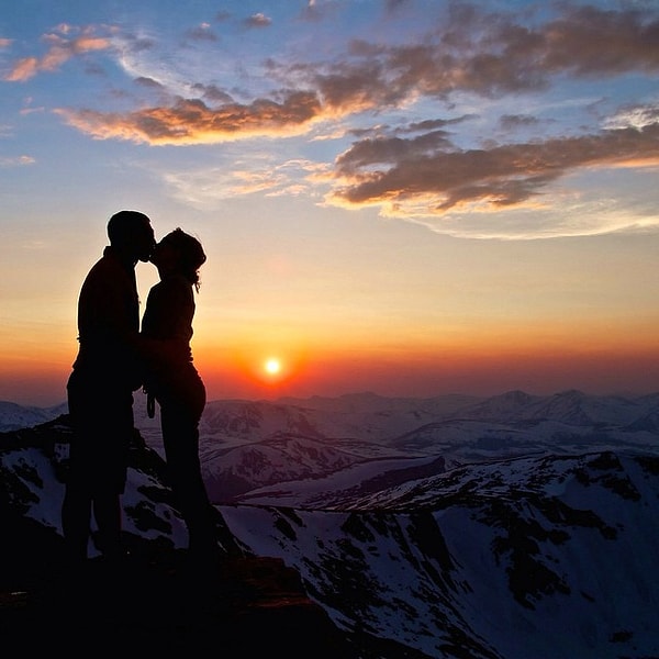 Ведь жизнь так любит преподносить нам сюрпризы... :)