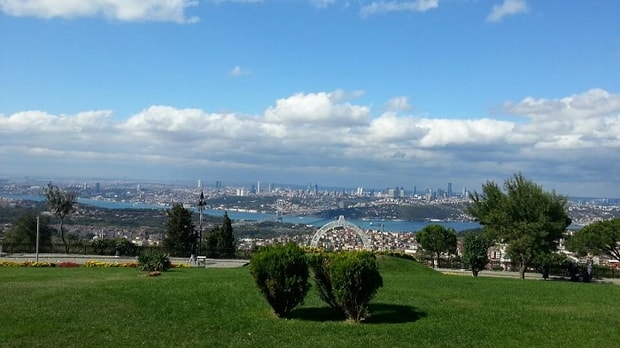 Çamlıca Tepesi