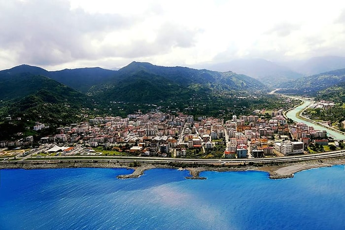 Mavi ile Yeşilin Buluştuğu Karadeniz'in İncisi Artvin'in Arhavi İlçesine Gelmek İçin 17 Sebep