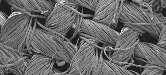 Işığa Maruz Kaldığında Kendi Kendini Temizleyen Kumaş