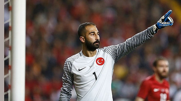 İlk 11'de forma giydiği maçlarda millilerin yenilgisi yok