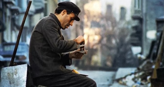 Sinemagraf Kareleri ile Yeniden Hayat Bulan Yeşilçam Filmlerinden 16 Kare