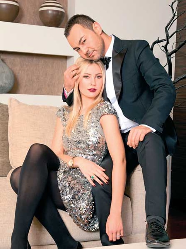 22. Serdar Ortaç & Chloe Loughnan