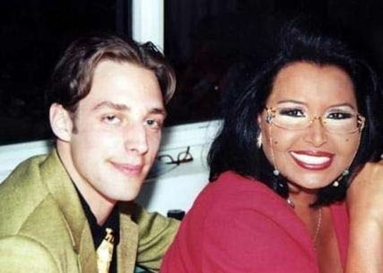 İlişkilerden Yana Yüzü Hiç Ama Hiç Gülmeyen Diva: Bülent Ersoy ve Çetrefilli Aşk Hayatı