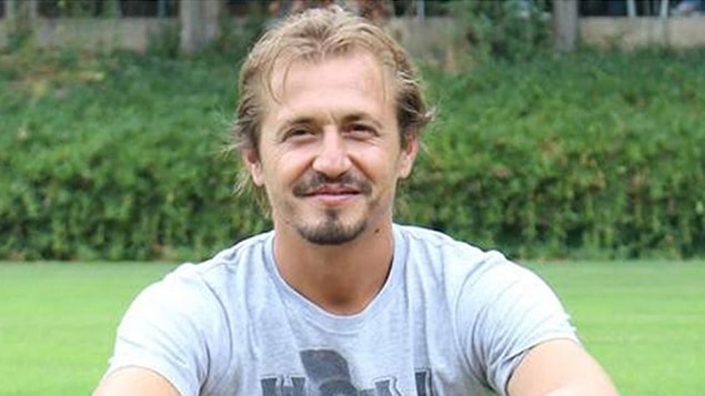 1. Ayhan Akman
