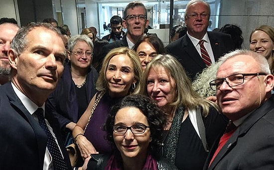 AB'den Konsoloslara Destek: 'İşlerinin Bir Parçası da Budur'