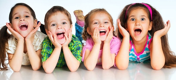 4. Паша ниже всех мальчиков и девочек в группе. Там есть 13 человек, которые выше Паши. Есть также 4 девочки, которые ниже Юли (самой высокой девочки в группе). Вопрос: сколько в группе мальчиков?