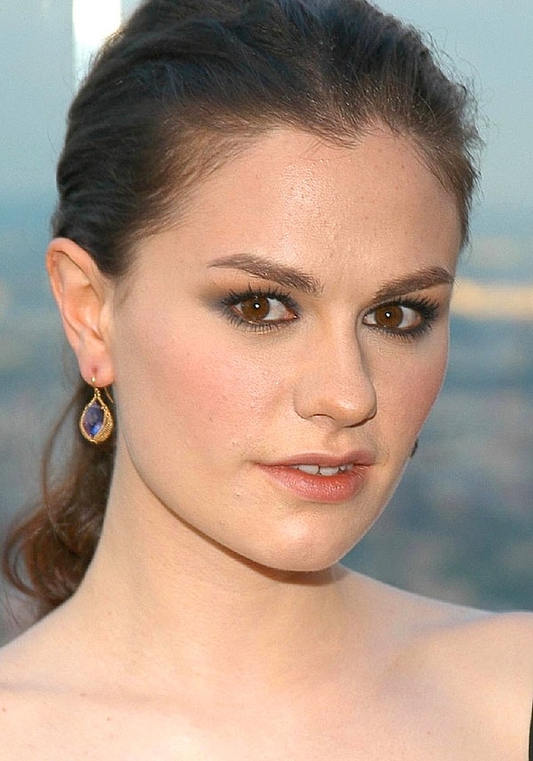 13. Анна Паккуин