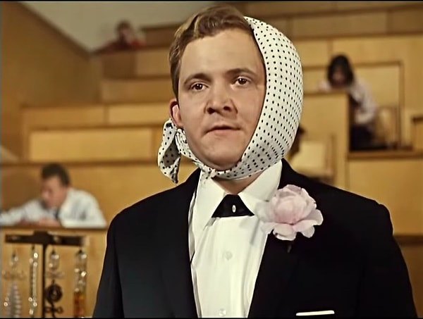 3. «У меня был секс с моим преподом, но я все равно завалила экзамен»