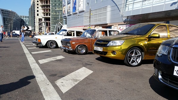 3. Вы понтуетесь на своей машине