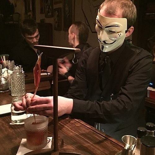 Anonymous Bar — Prag