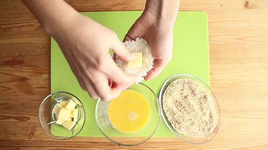 Онедио Кухня - Жареные рисовые шарики