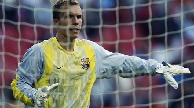 16 - Robert Enke