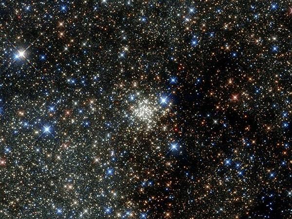 25. En yoğun yıldız kümesi