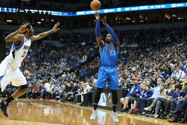 Mavericks ve Jazz kaçtı, Rockets kovaladı