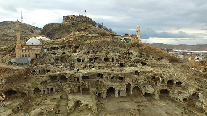 Nevşehir'de 'Tesadüfen' Ortaya Çıkan Dünyanın En Büyük Yeraltı Şehri Görüntülendi