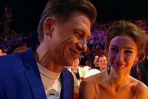 1. Как известно, после шоу Дарью связывали отношения с резидентом Comedy Club, Тимуром Батрутдиновым, однако вскоре пара распалась.