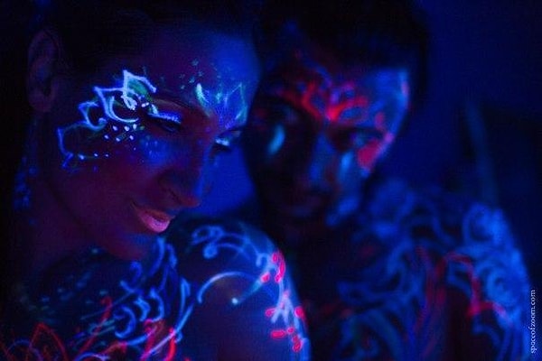 3. Рыбы: рисование красками по телу