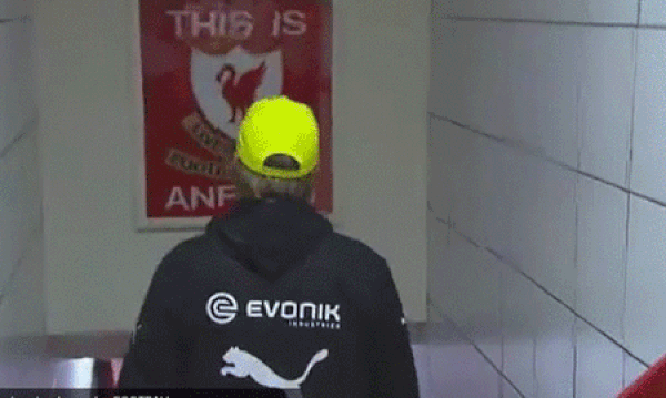 s-ddcfc6c5e519b327e80a348c1ab18f443928ce25.gif