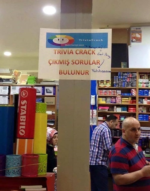 2006'da ÖSS çıkmış sorular çözülürken şimdi Trivia Crack çıkmış soruların satıldığını görebilirsiniz.