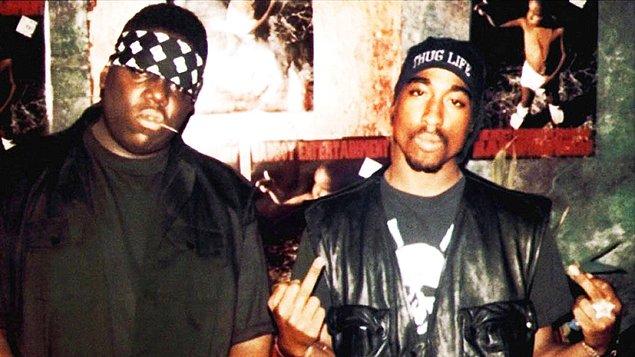 5. Biggie, Tupac'i öldürtmek için 1 milyon dolar verdi.