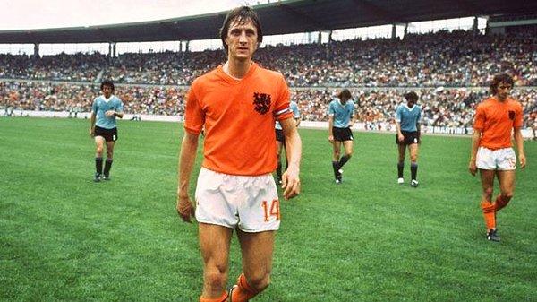37. Johan Cruyff