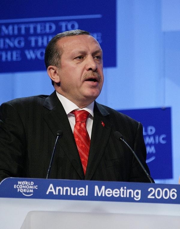 18. Zamanı durduramıyorsun. R. Tayyip Erdoğan'ın 10 yıl içindeki değişimi: