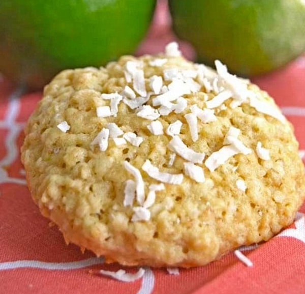 15. Овсяные печенья 🍪 с лаймом и кокосом