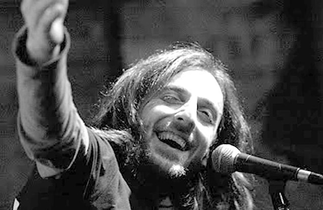 11. Don Kişotlar 'a, ateş hırsızlarına, Ernesto "Çe" Guevara'ya, yollara-yolculuklara, sevgililere,