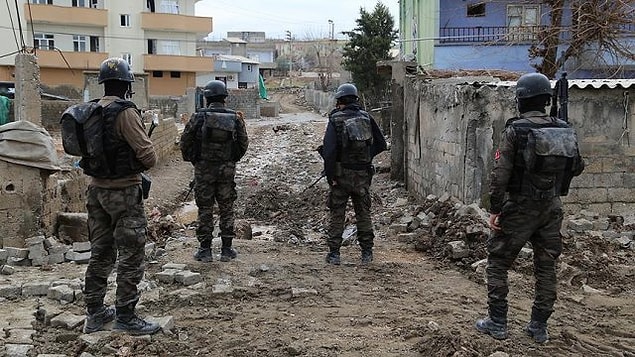 'Devlet kanadında iki farklı yaklaşım var'