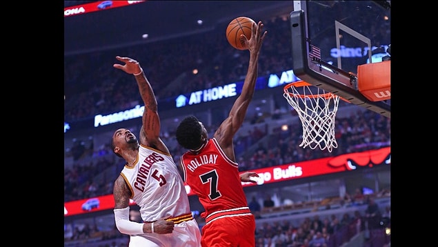 Bulls, play-off umudunu ayakta tuttu