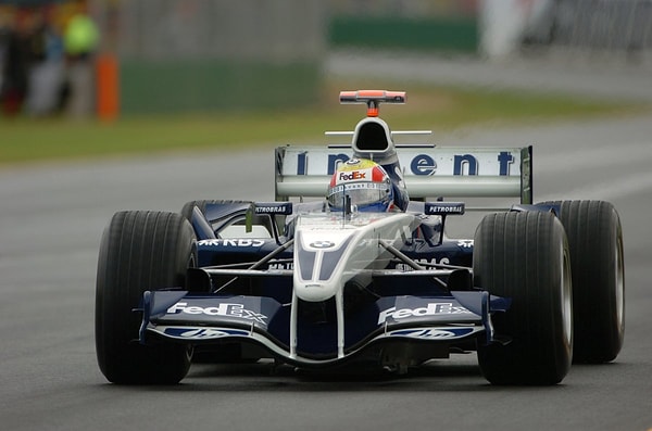 28. BMW, разумеется, участвовала в Formula One – самый лучший период для компании в этих гонках - это ранние 2000-ые.