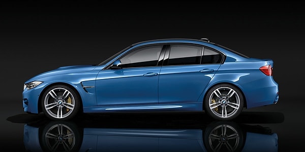 30. Первая модель M3 появилась в 1985-ом. Хотя она и всегда уступала M5, однако эта модель - достойный ей конкурент.